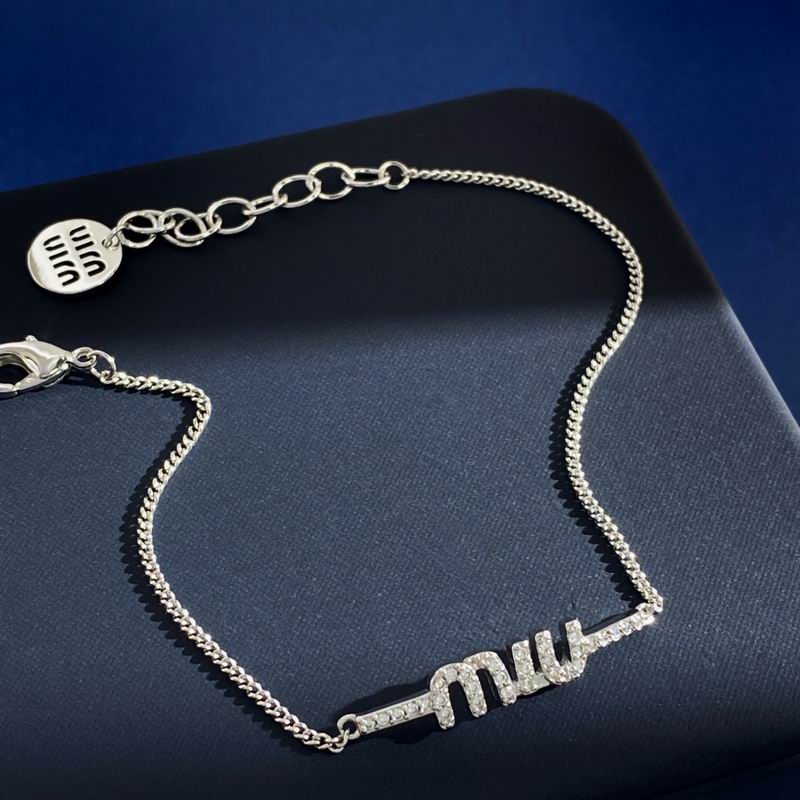 MiuMiu Bracelet 03yxh03